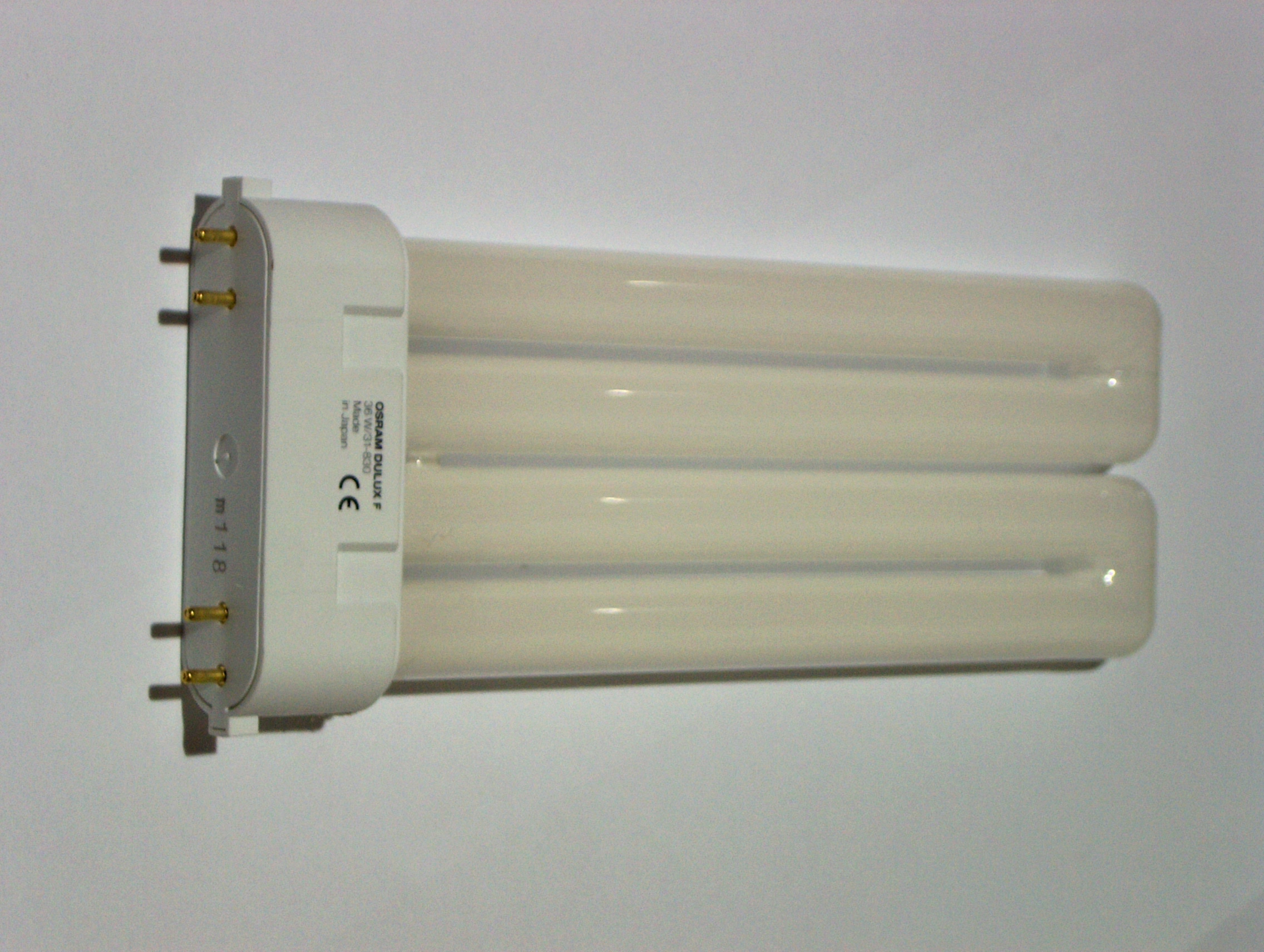 Dulux F